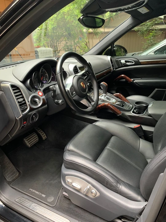 2015 Porsche 958 Cayenne Diesel - Image 4 of 9