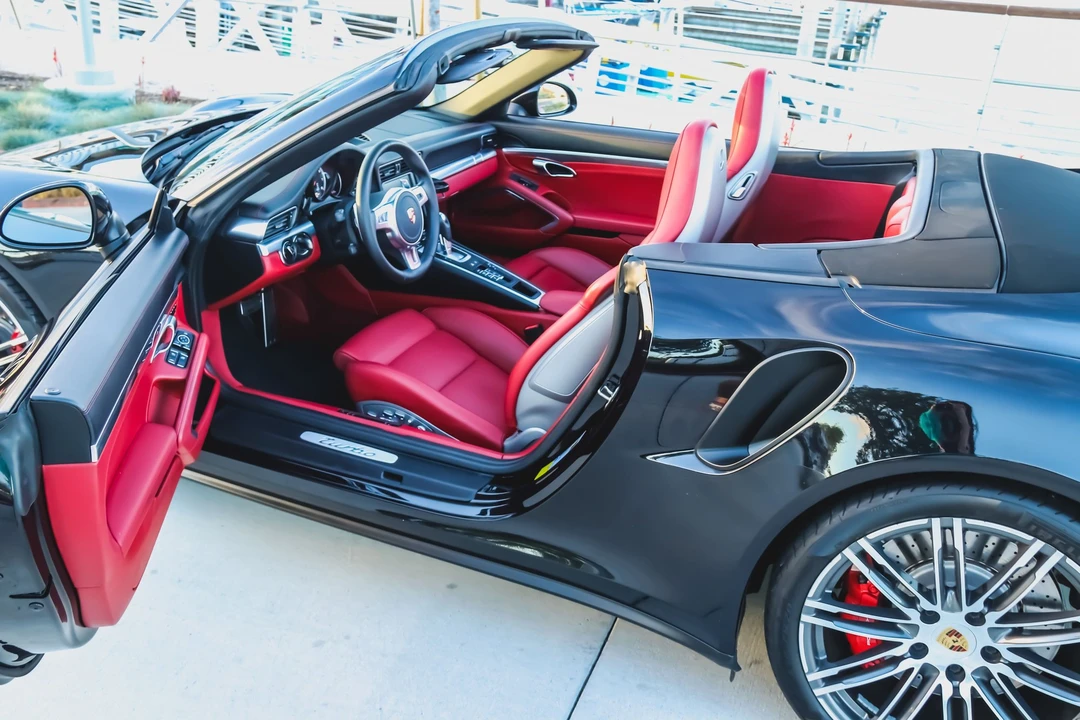 2015 Porsche 991 Turbo - Image 4 of 6