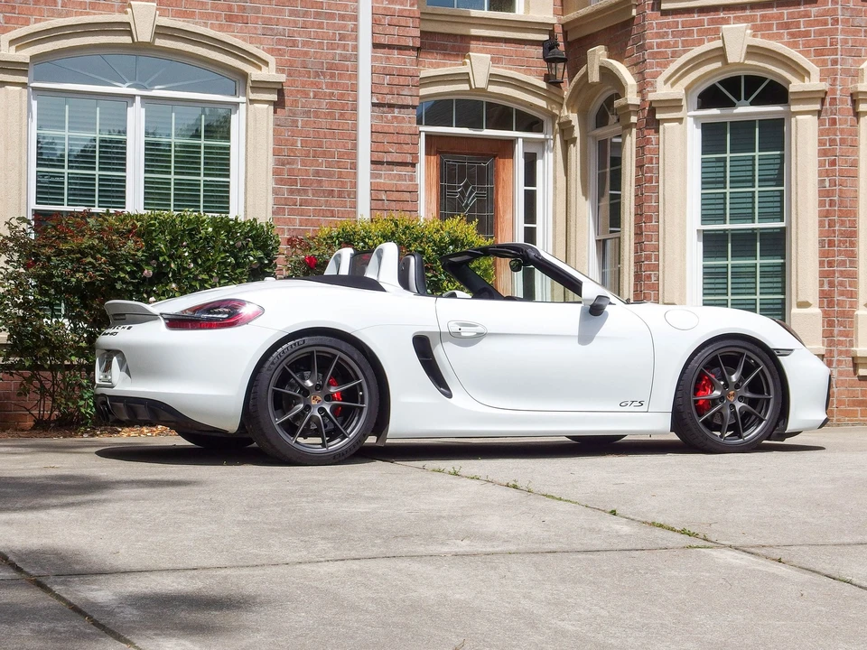 2015 Porsche 981 Boxster GTS - Image 8 of 31