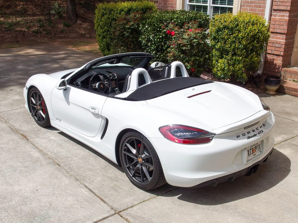 2015 Porsche 981 Boxster GTS - Image 5 of 31