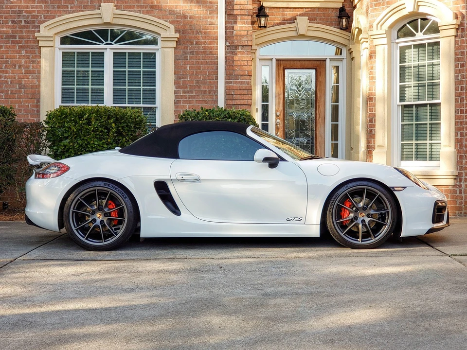 2015 Porsche 981 Boxster GTS - Image 9 of 31