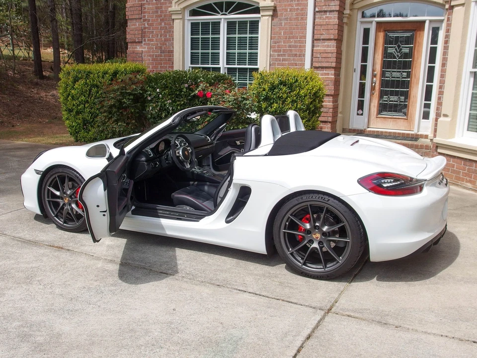2015 Porsche 981 Boxster GTS - Image 14 of 31