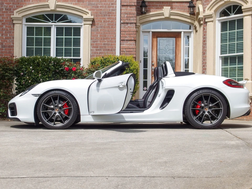 2015 Porsche 981 Boxster GTS - Image 13 of 31