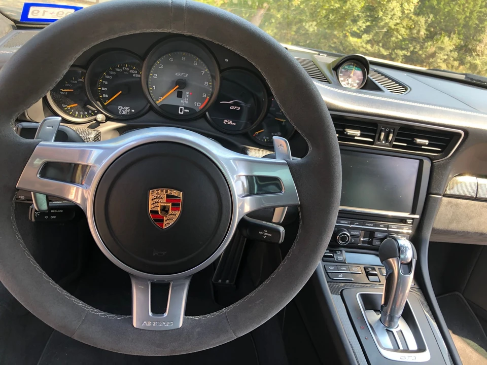 2015 Porsche 991 GT3 - Image 17 of 22