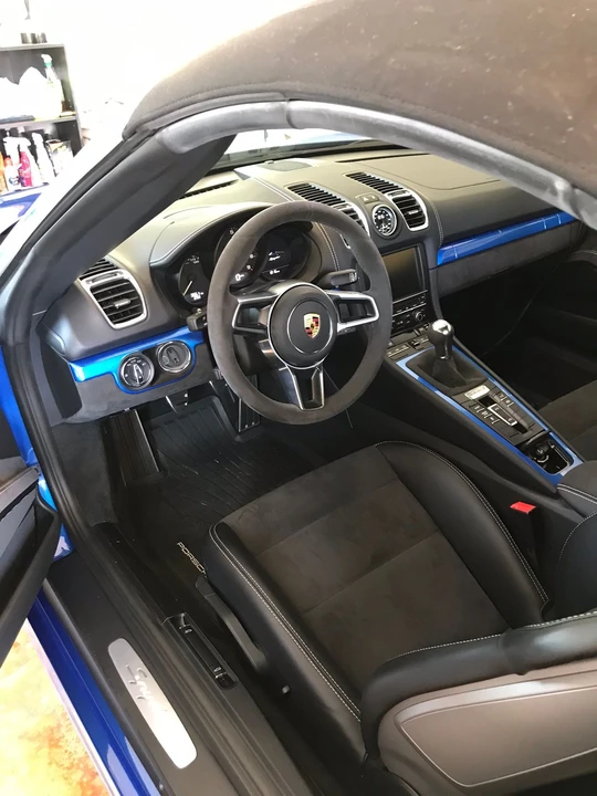 2016 Porsche 981 Boxster Spyder - Image 9 of 14