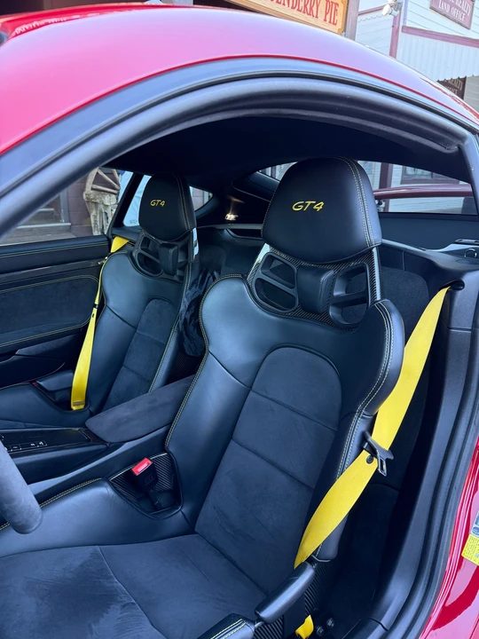 2016 Porsche 981 Cayman GT4 - Image 4 of 8