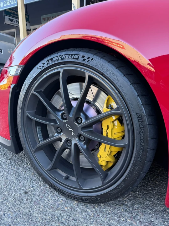 2016 Porsche 981 Cayman GT4 - Image 5 of 8