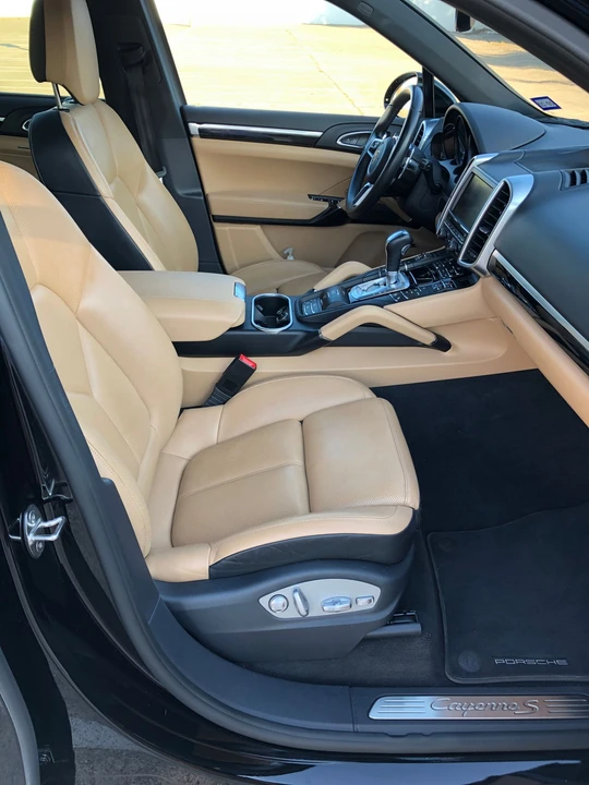 2016 Porsche 958 Cayenne S - Image 16 of 22