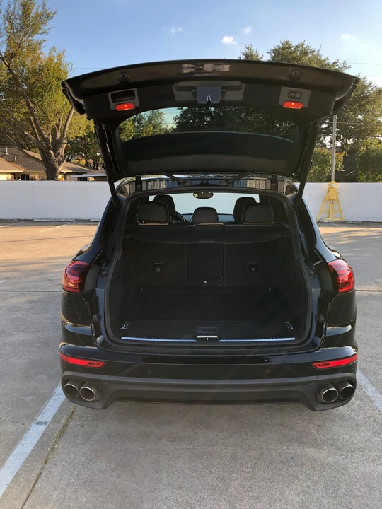 2016 Porsche 958 Cayenne S - Image 9 of 22
