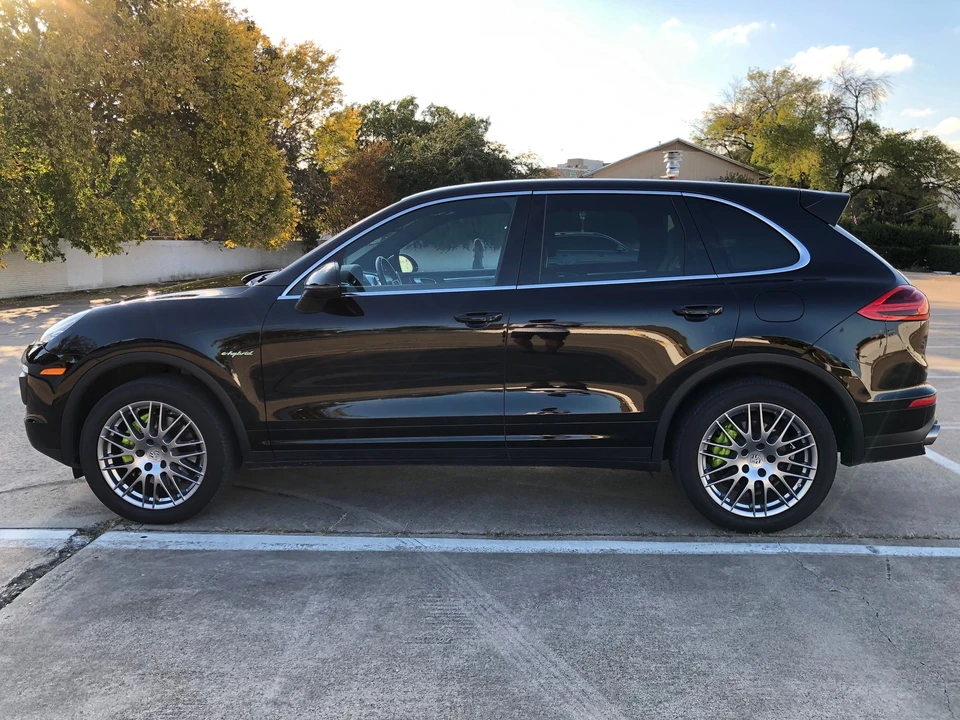 2016 Porsche 958 Cayenne S - Image 6 of 22