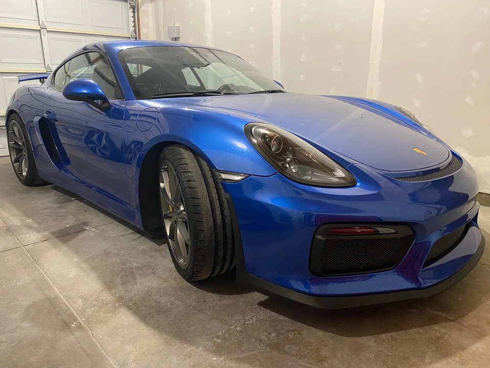 2016 Porsche 981 Cayman GT4 - Image 2 of 9