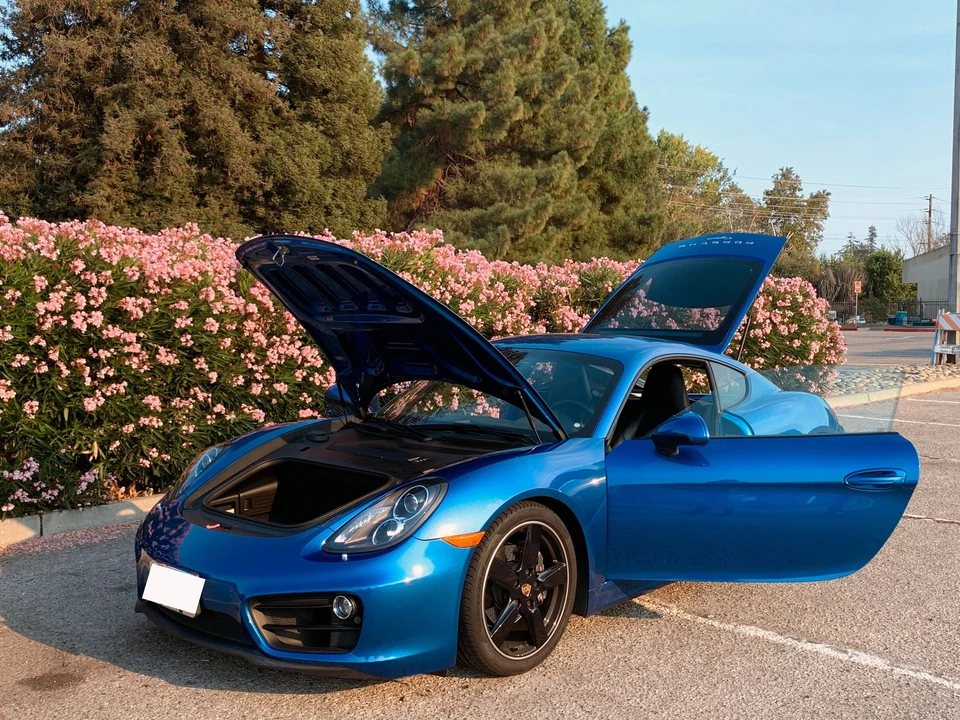 2016 Porsche 981 Cayman - Image 12 of 13