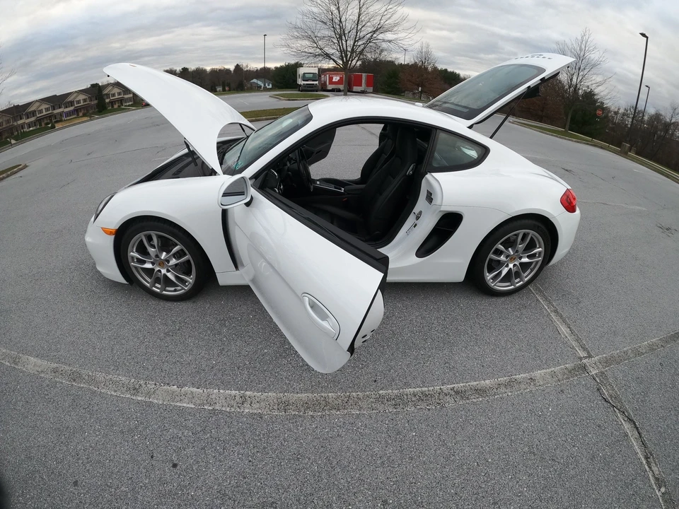 2016 Porsche 981 Cayman - Image 11 of 31