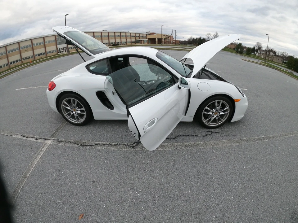 2016 Porsche 981 Cayman - Image 14 of 31
