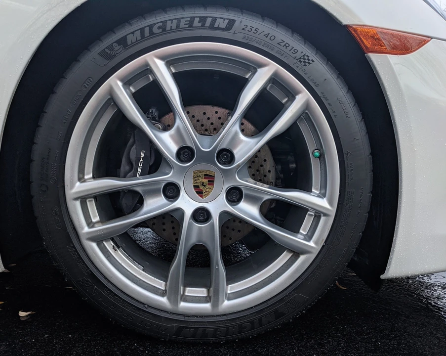 2016 Porsche 981 Cayman - Image 30 of 31