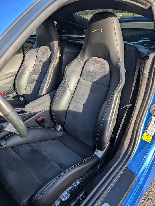 2016 Porsche 981 Cayman GT4 - Image 16 of 31