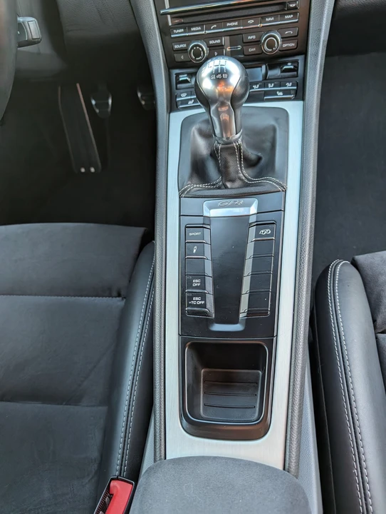 2016 Porsche 981 Cayman GT4 - Image 20 of 31