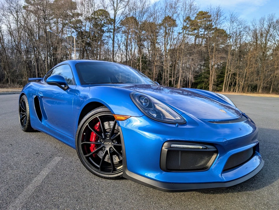 2016 Porsche 981 Cayman GT4 - Image 2 of 31