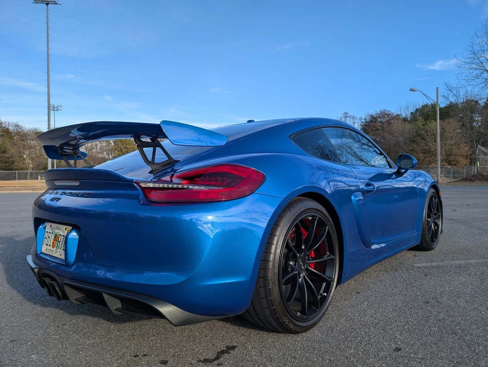 2016 Porsche 981 Cayman GT4 - Image 8 of 31