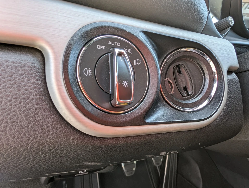 2016 Porsche 981 Cayman GT4 - Image 27 of 31