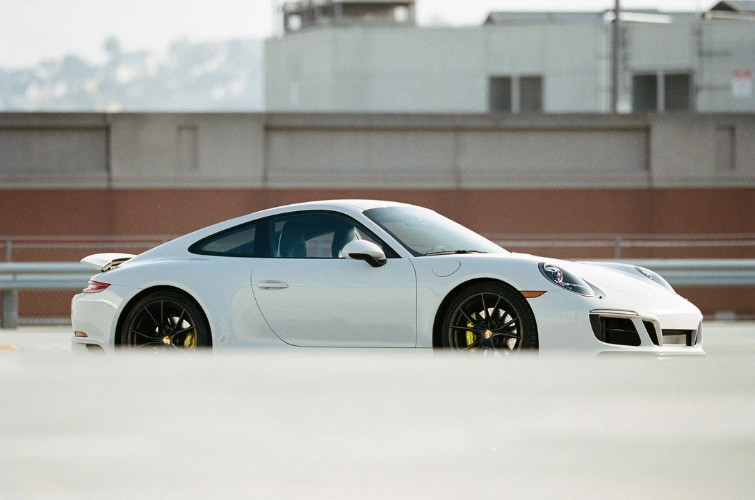 2017 Porsche 991 Carrera GTS - Image 25 of 25