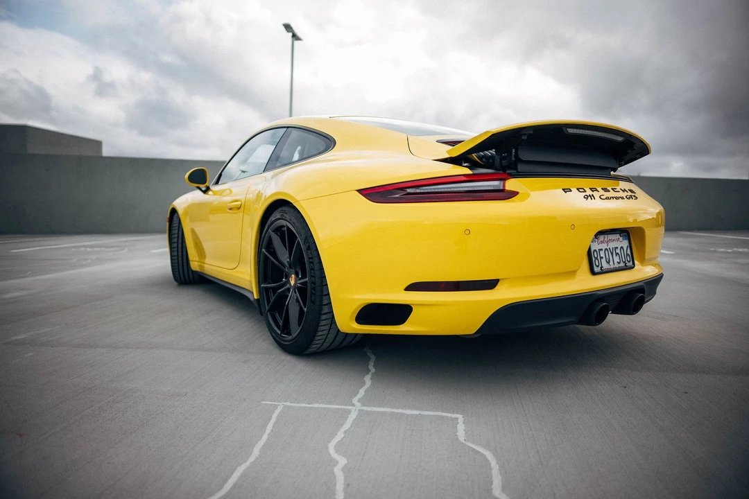 2017 Porsche 991 Carrera GTS - Image 18 of 27