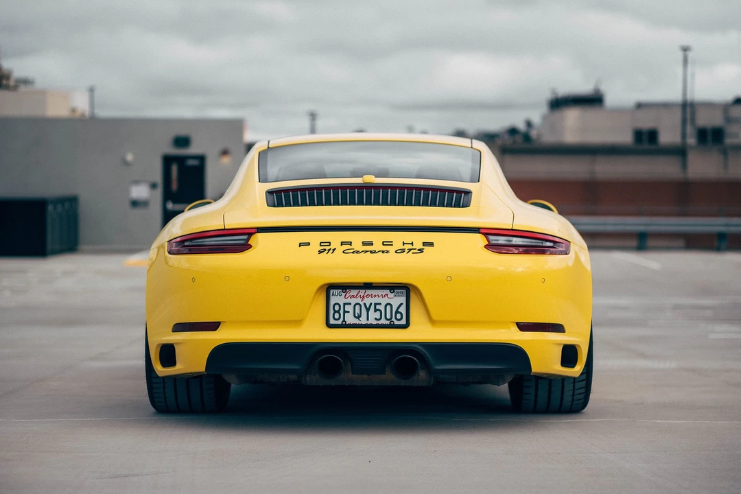 2017 Porsche 991 Carrera GTS - Image 9 of 27