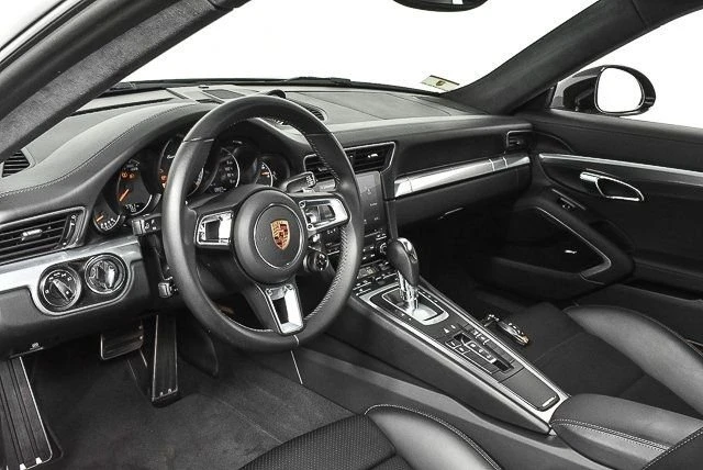2017 Porsche 991 Turbo - Image 4 of 6
