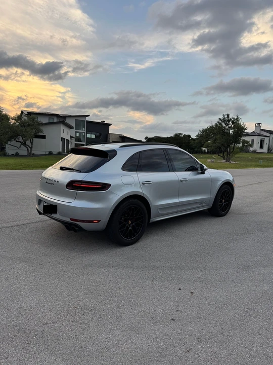 2017 Porsche Macan GTS - Image 15 of 15