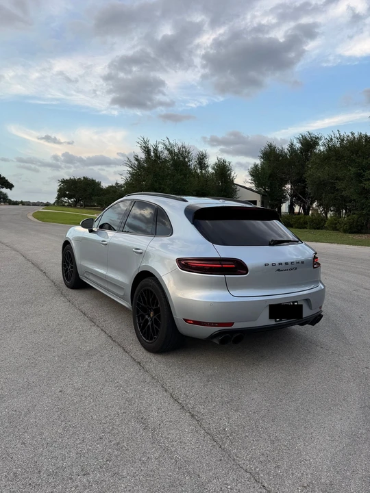 2017 Porsche Macan GTS - Image 13 of 15