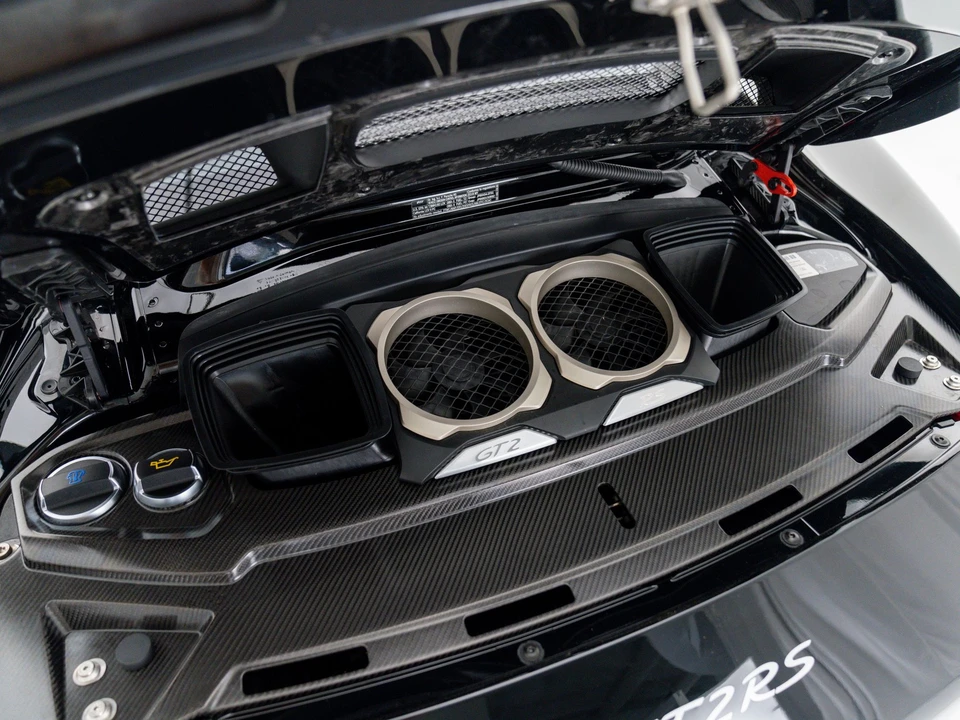 2018 Porsche 991 GT2 RS - Image 13 of 31