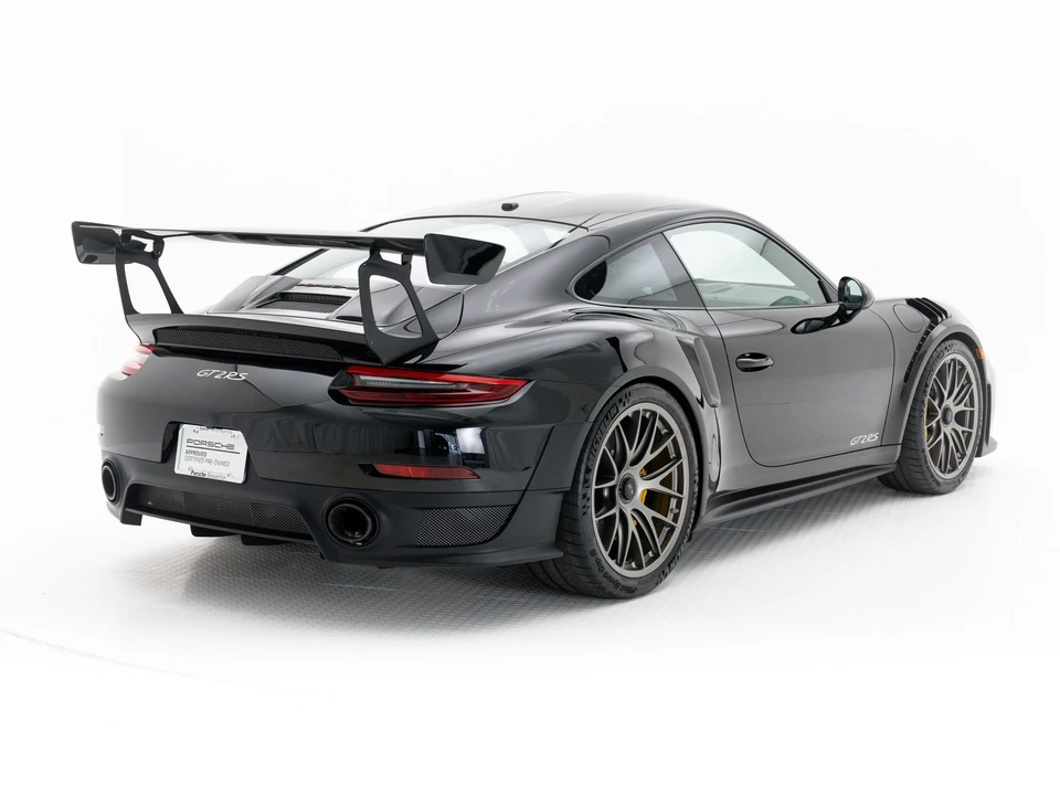 2018 Porsche 991 GT2 RS - Image 3 of 31