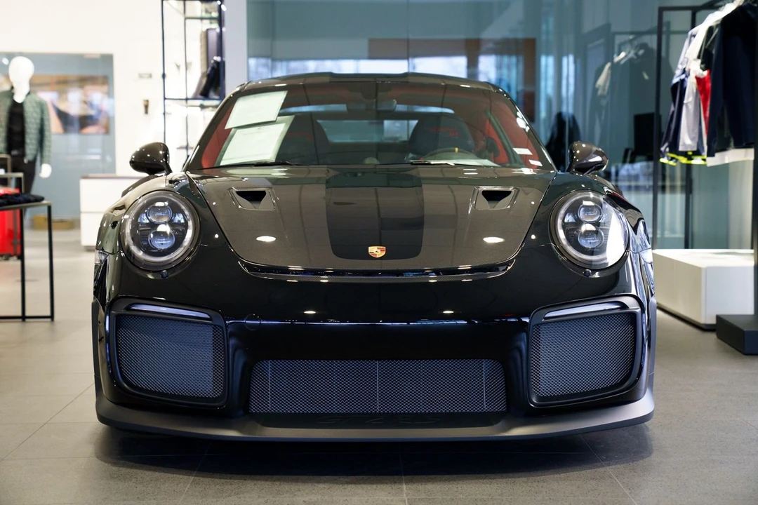 2018 Porsche 991 GT2 RS - Image 2 of 27