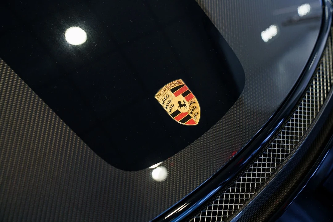2018 Porsche 991 GT2 RS - Image 3 of 27