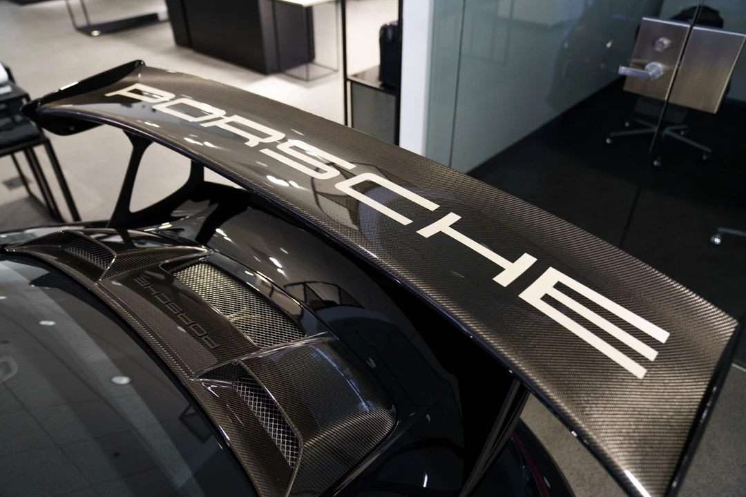 2018 Porsche 991 GT2 RS - Image 24 of 27