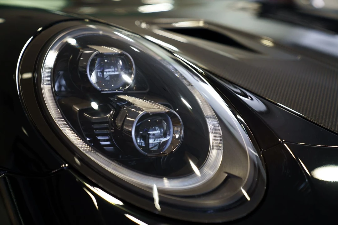 2018 Porsche 991 GT2 RS - Image 25 of 27