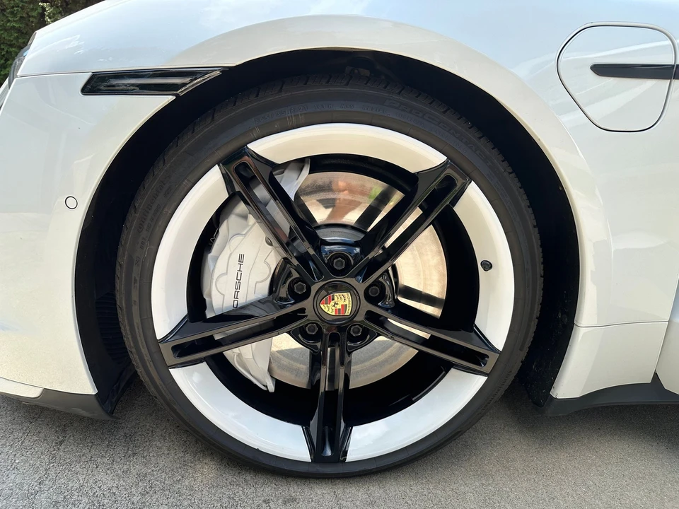 2020 Porsche Taycan Turbo - Image 15 of 15