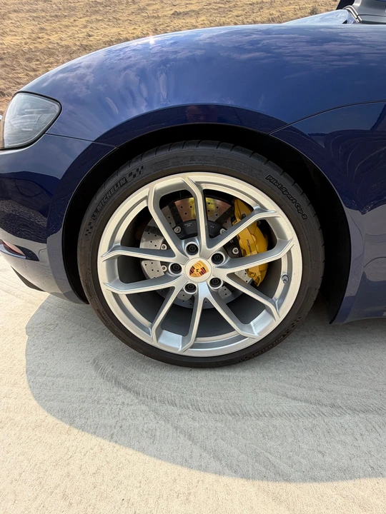 2021 Porsche 718 Boxster Spyder - Image 15 of 24