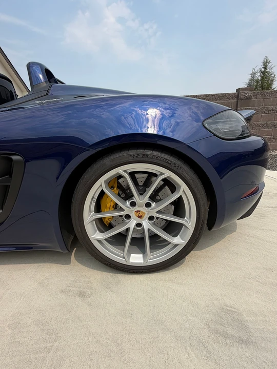 2021 Porsche 718 Boxster Spyder - Image 16 of 24