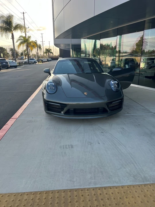 2021 Porsche 992 Carrera - Image 2 of 20