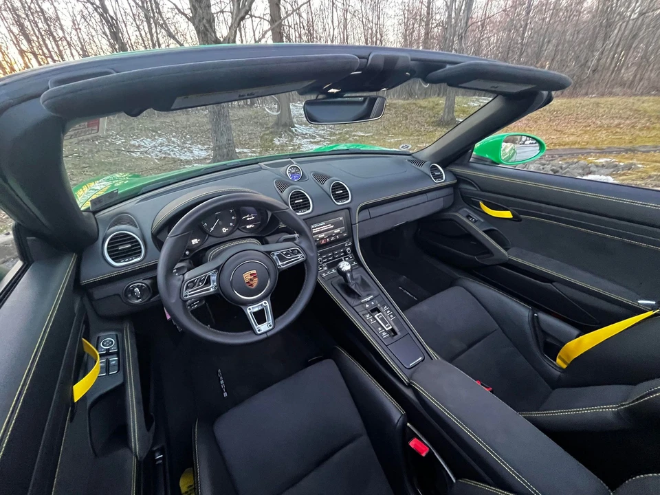 2022 Porsche 718 Boxster Spyder - Image 10 of 13