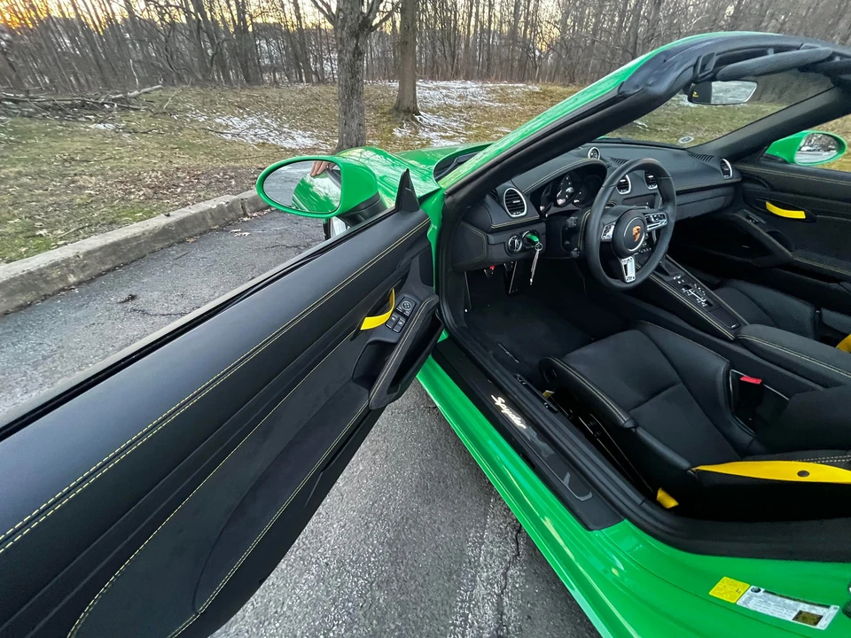 2022 Porsche 718 Boxster Spyder - Image 11 of 13