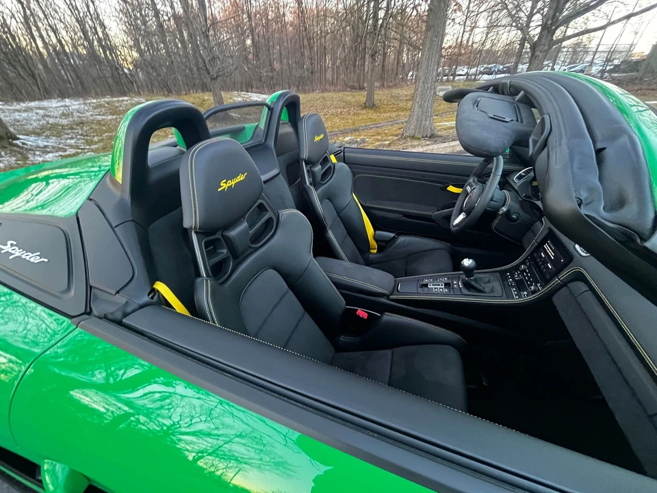 2022 Porsche 718 Boxster Spyder - Image 8 of 13