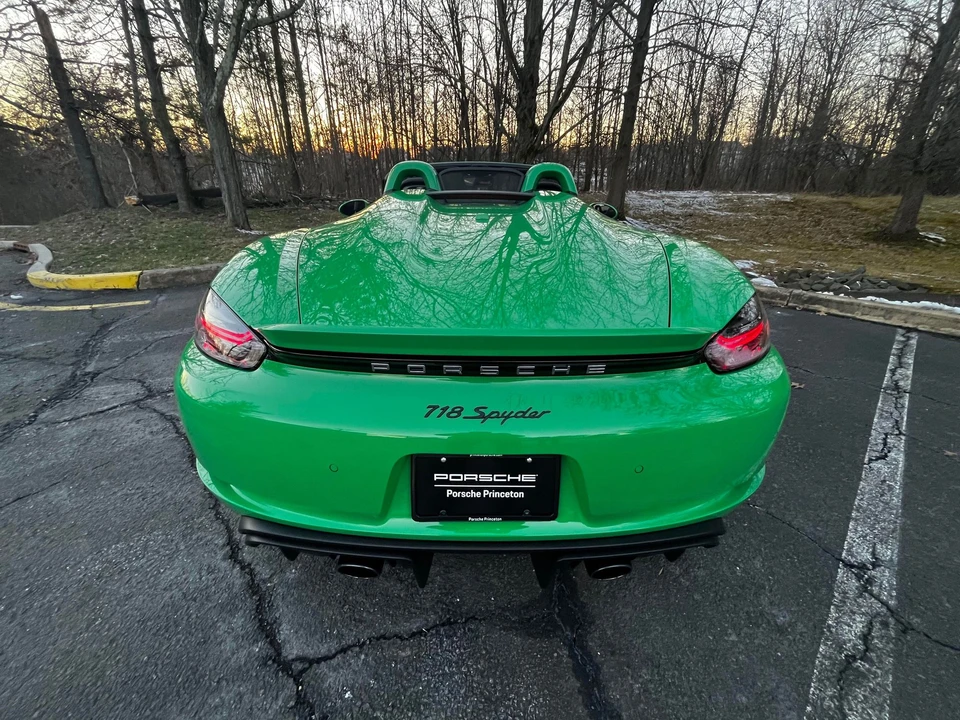 2022 Porsche 718 Boxster Spyder - Image 4 of 13