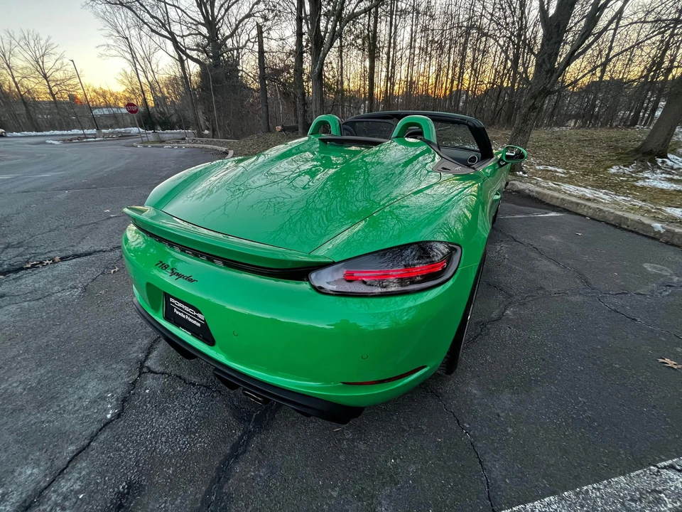 2022 Porsche 718 Boxster Spyder - Image 5 of 13