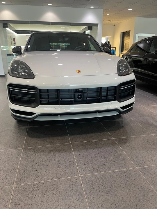 2022 Porsche 9Y0/9Y3 Cayenne Turbo GT - Image 2 of 9