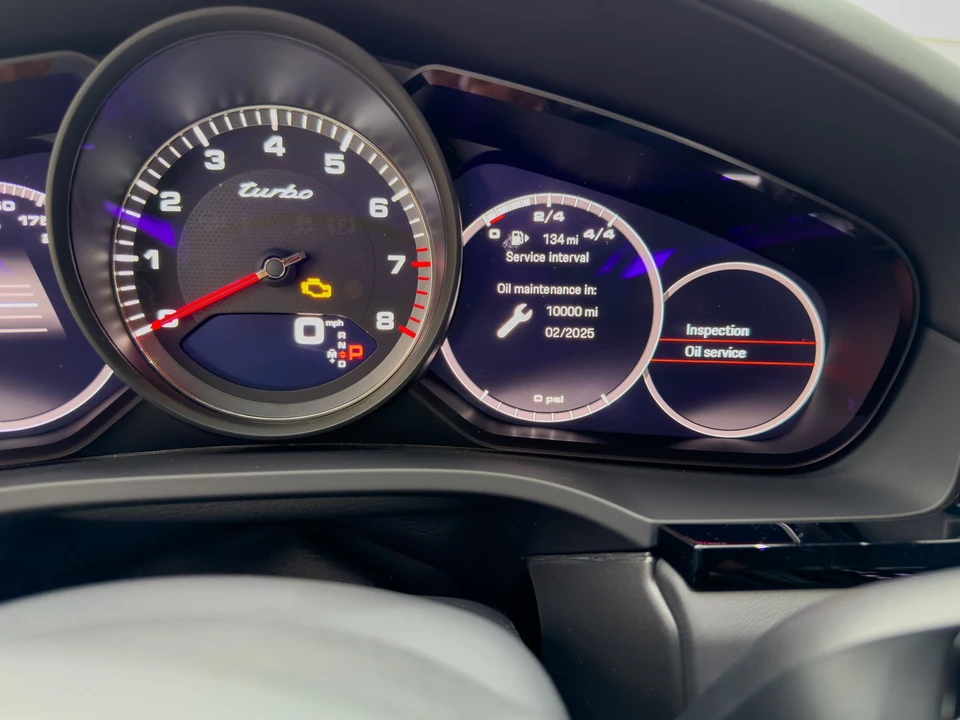 2023 Porsche 9Y0/9Y3 Cayenne Turbo - Image 14 of 23