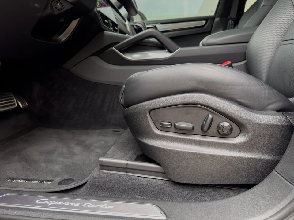 2023 Porsche 9Y0/9Y3 Cayenne Turbo - Image 10 of 23