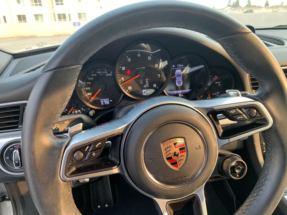 2017 Porsche 991 Carrera - Image 13 of 30