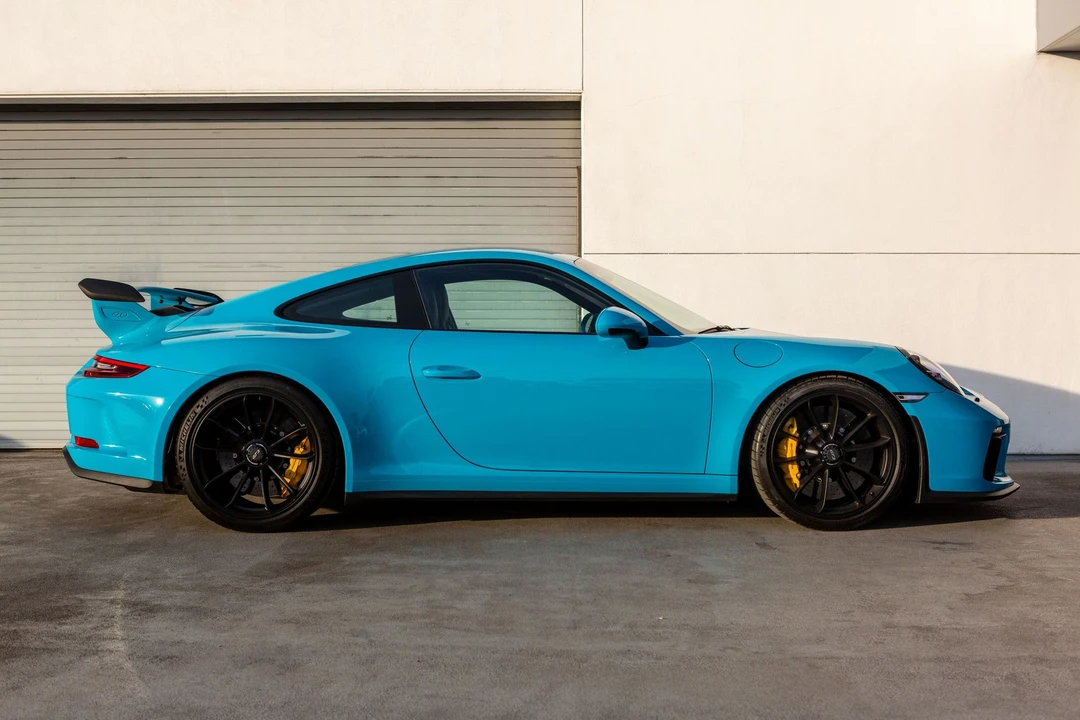 2018 Porsche 991 GT3 - Image 2 of 17